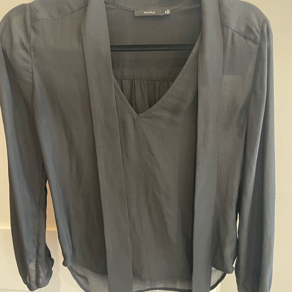 Talula (Aritzia) Black 3/4 Sleeve Tie Front Blouse